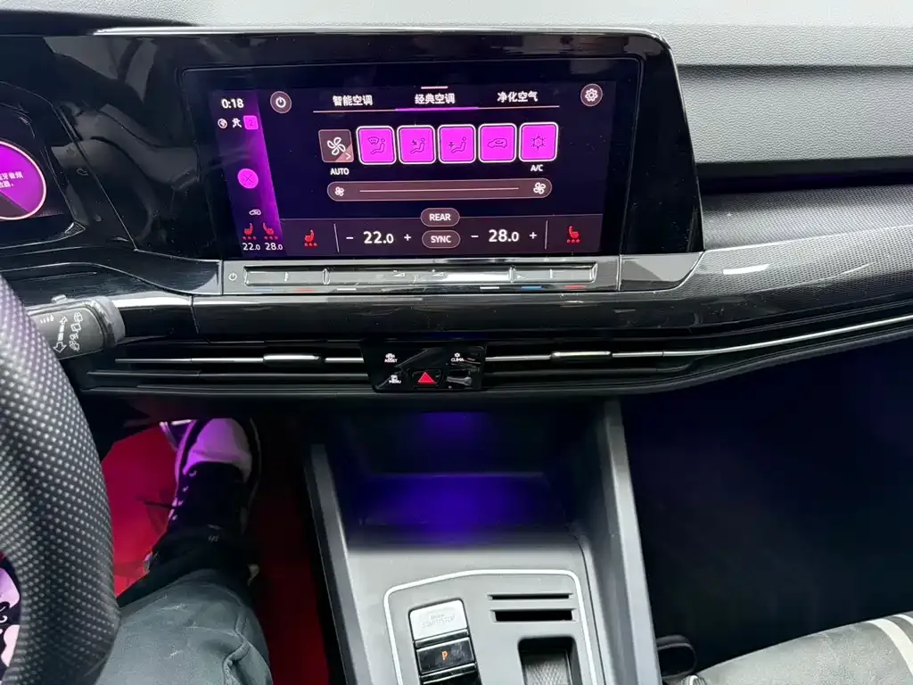 Volkswagen Golf 2022 из CN, фото 3