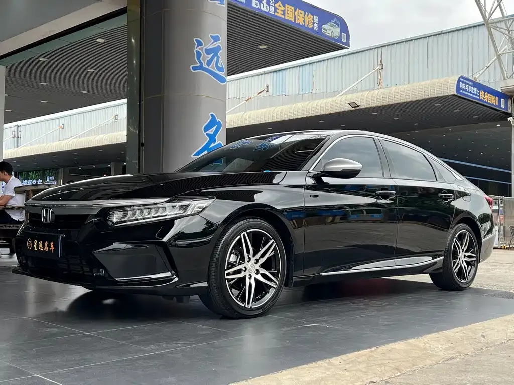 Honda Inspire — фото 10