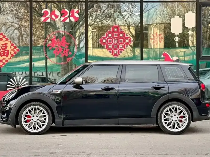 MINI Clubman — фото 2