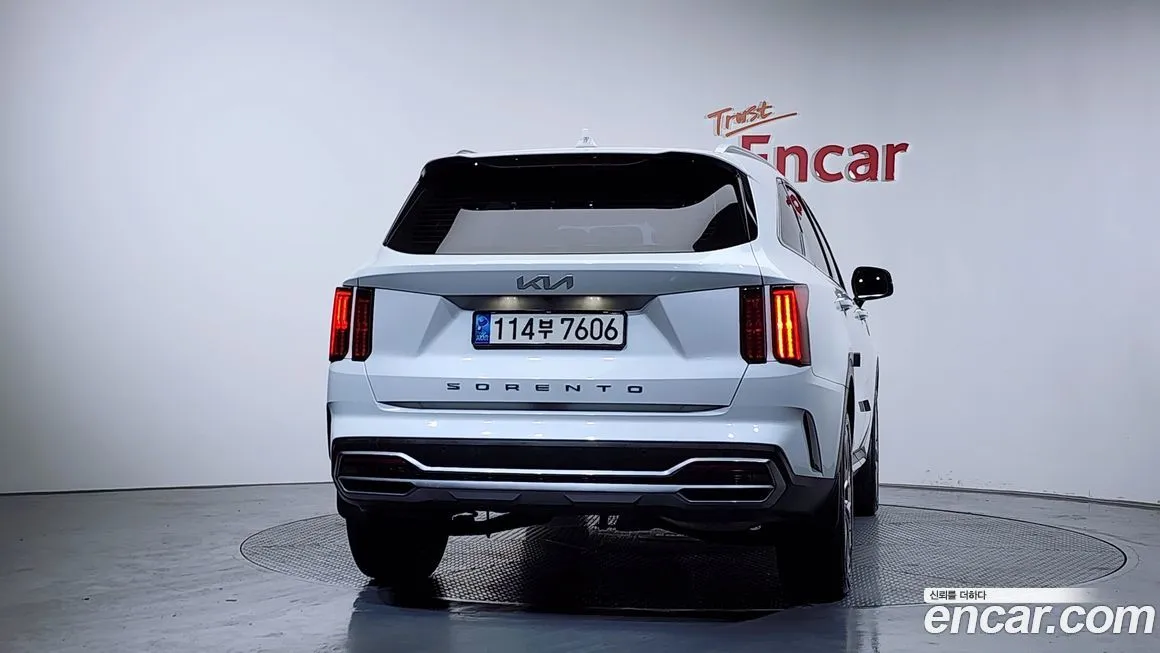 Kia Sorento — фото 3