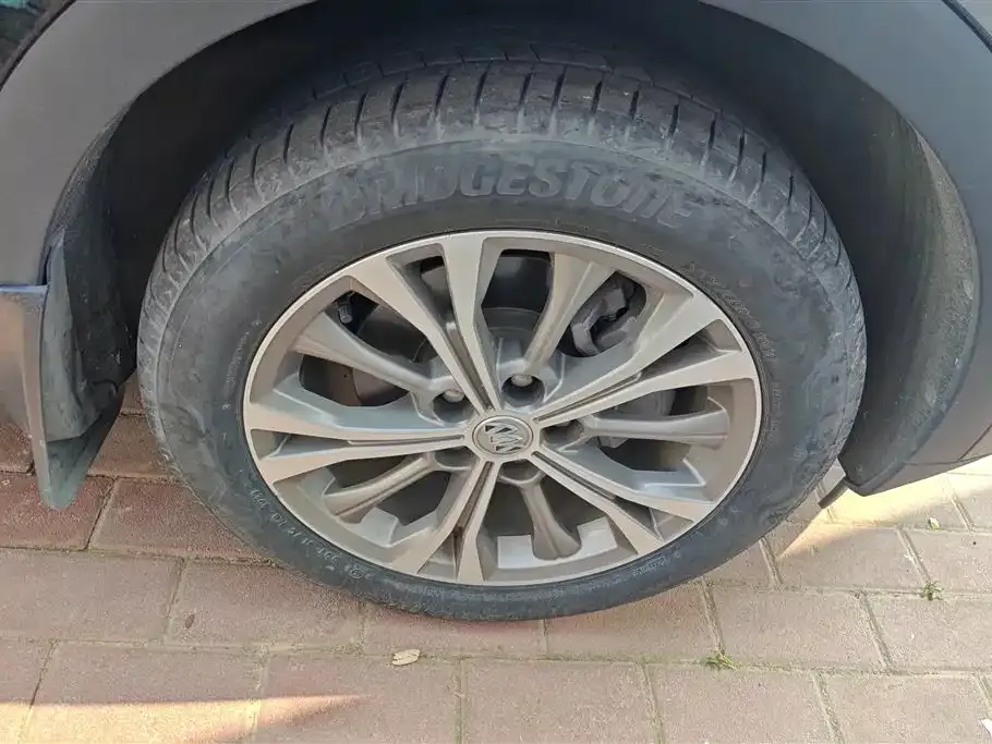 Buick Envision Plus — фото 7