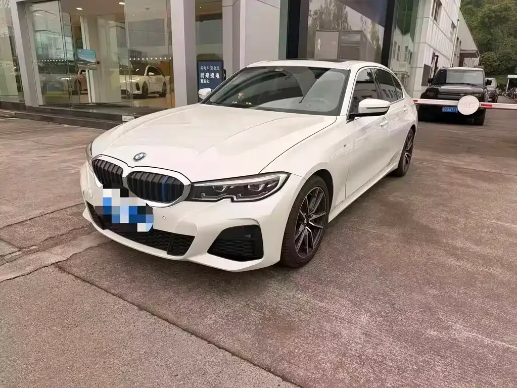 BMW 3 Series — фото 1