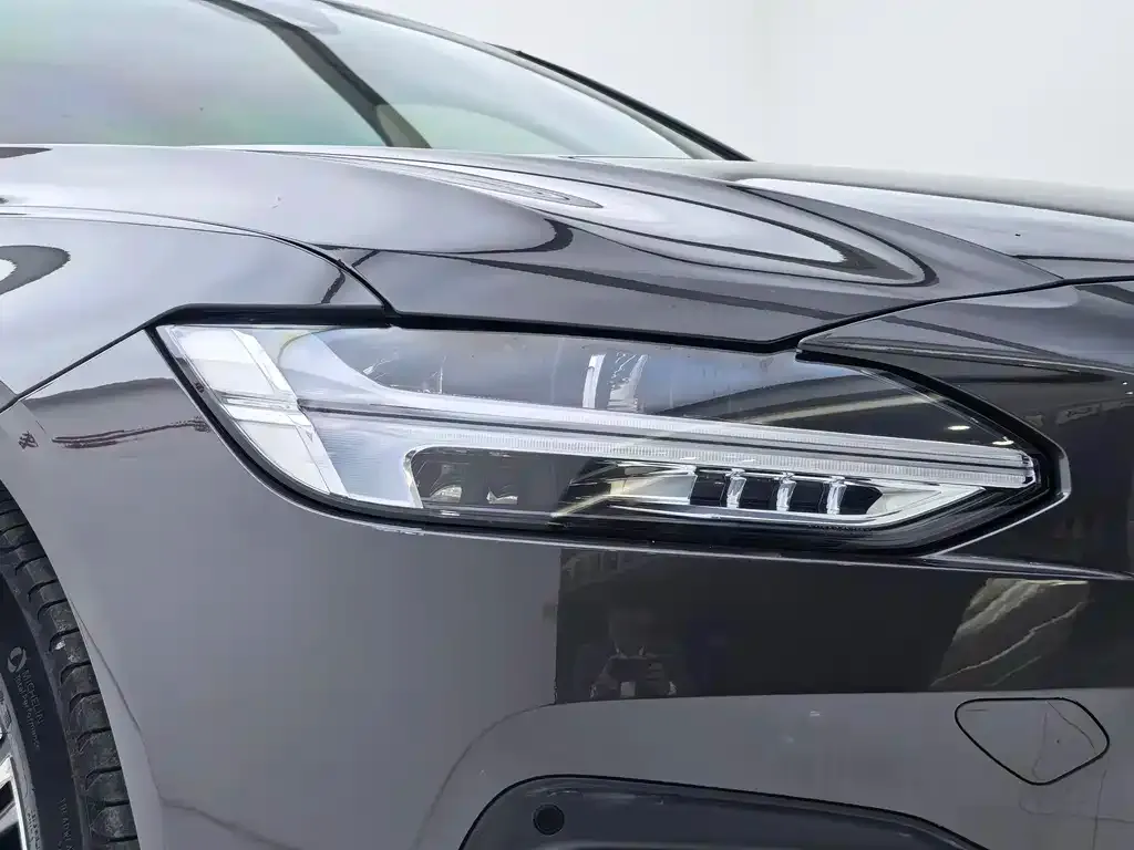 Volvo S90 2022 из CN, фото 7