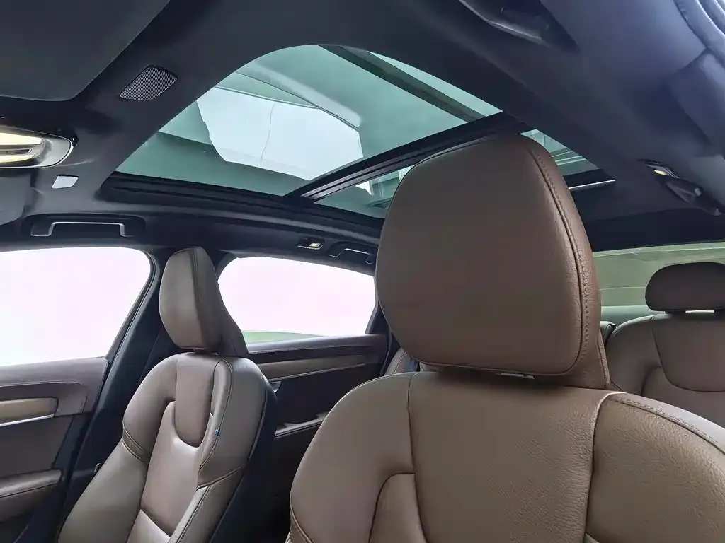 Volvo S90 2022 из CN, фото 6