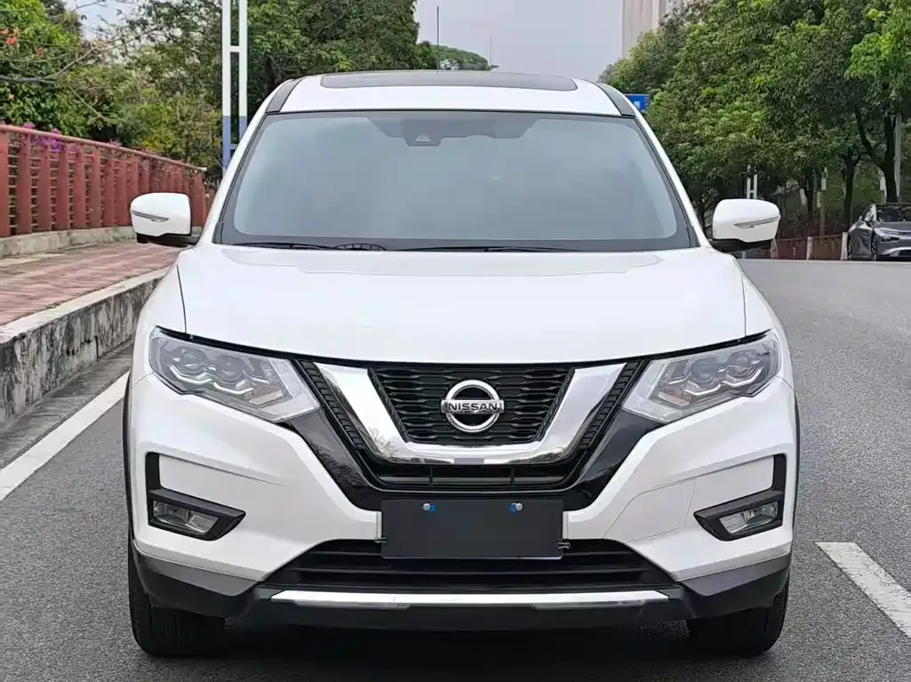 Nissan X-Trail — фото 6