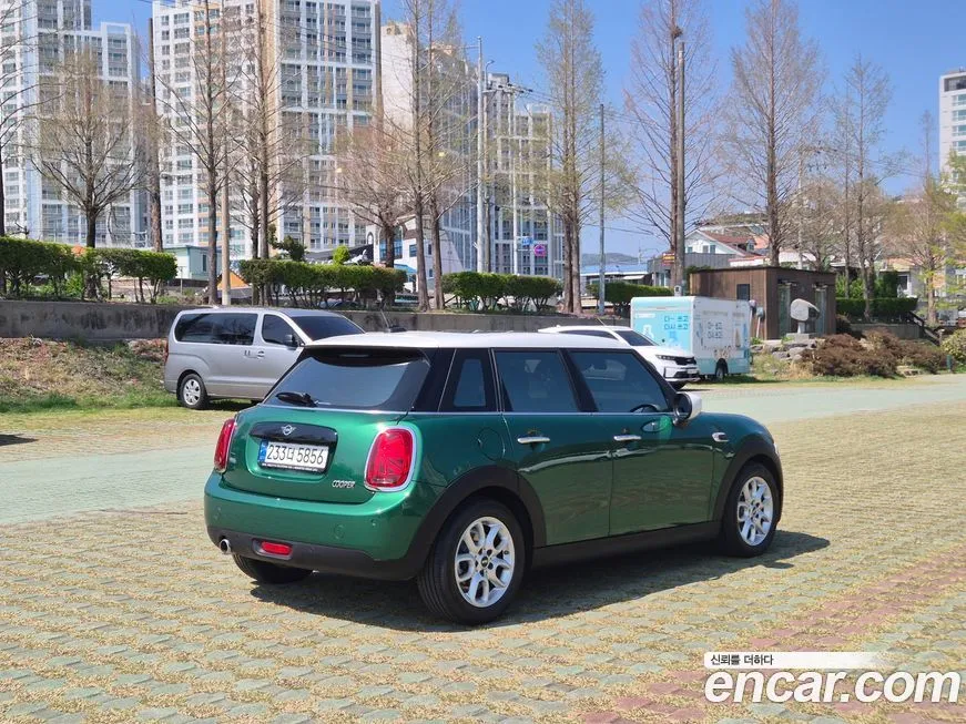 Mini Cooper 2021 из KR, фото 7