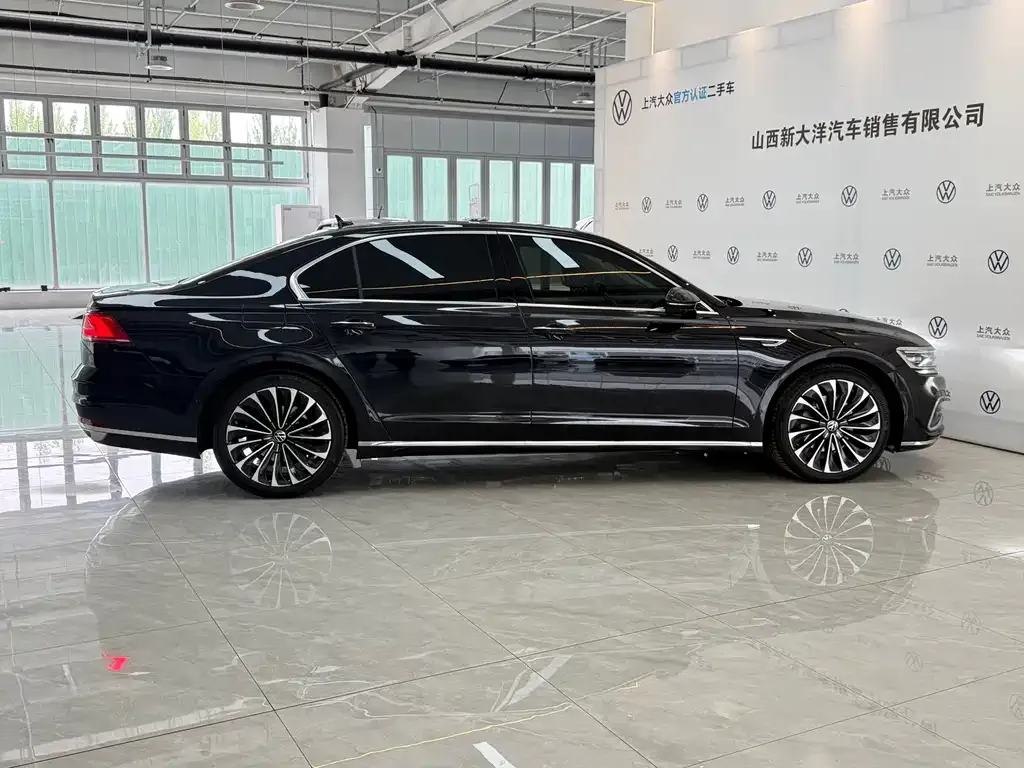 Volkswagen Phideon — фото 2