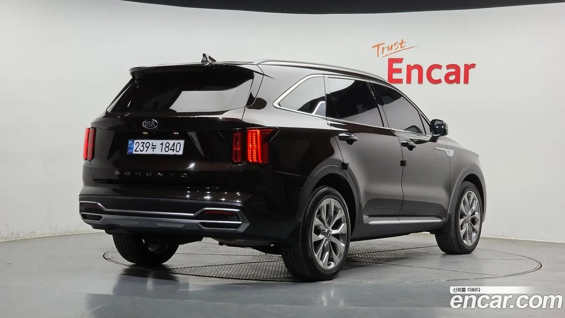 Kia Sorento — фото 3