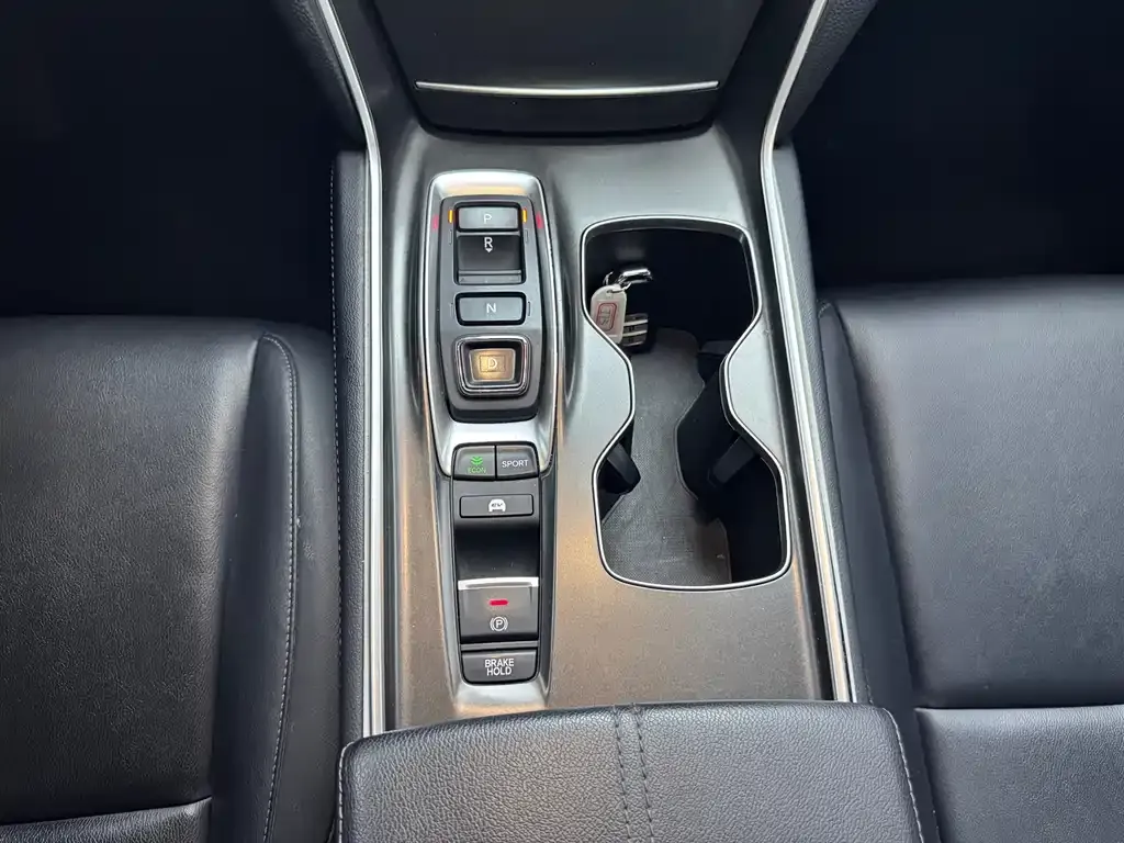 Honda Accord 2023 из CN, фото 8