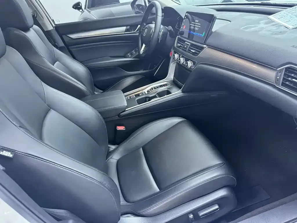 Honda Accord 2023 из CN, фото 4