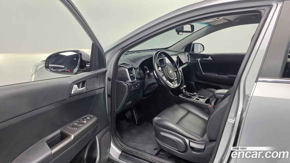 Kia Sportage — фото 7