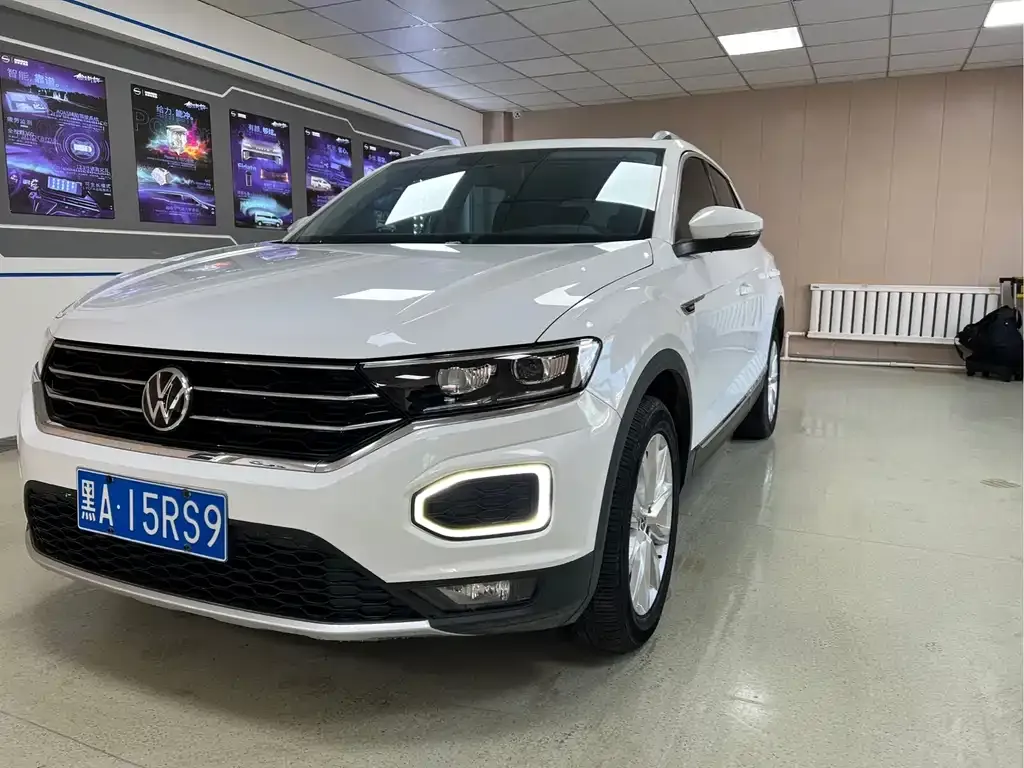 Volkswagen T-Roc — фото 2