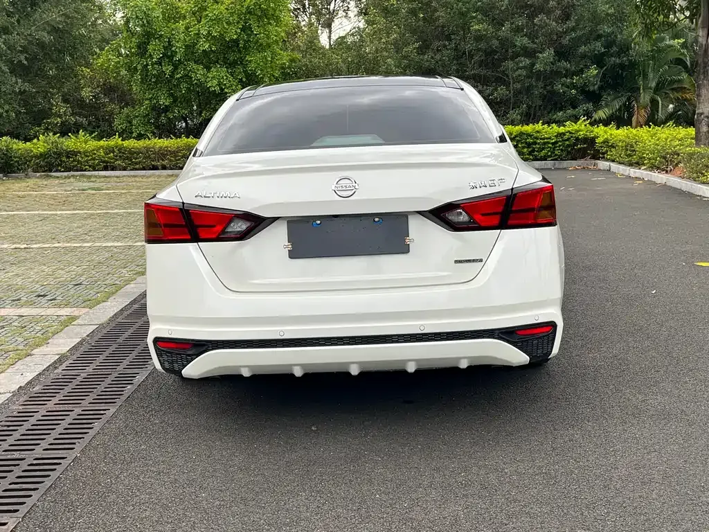 Nissan Teana — фото 6