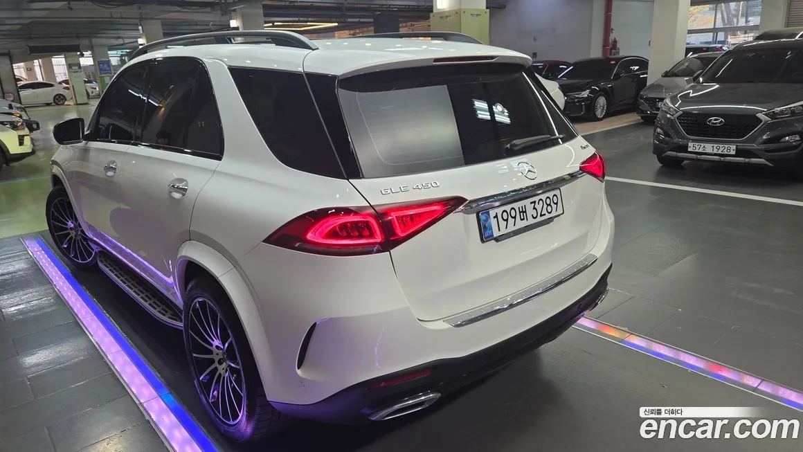 Mercedes-Benz GLE-Class — фото 6