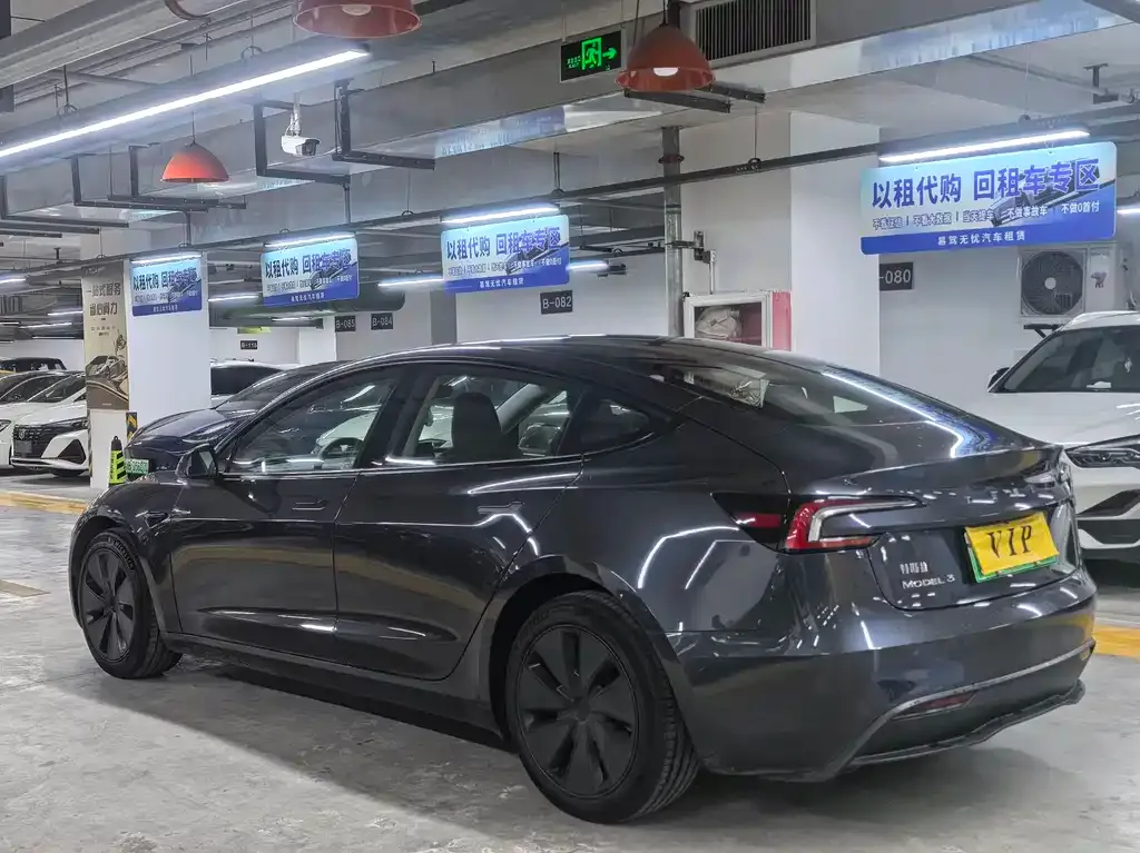 Tesla Model 3 — фото 7