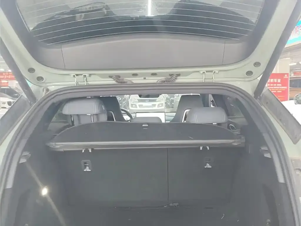 BYD Seal 06GT — фото 8