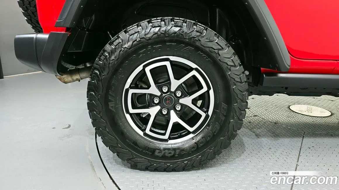 Jeep Wrangler — фото 7