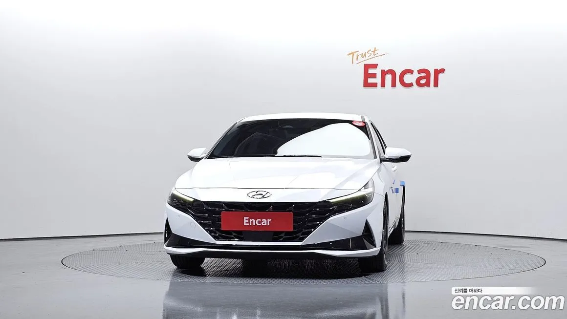 Hyundai AVANTE — фото 2