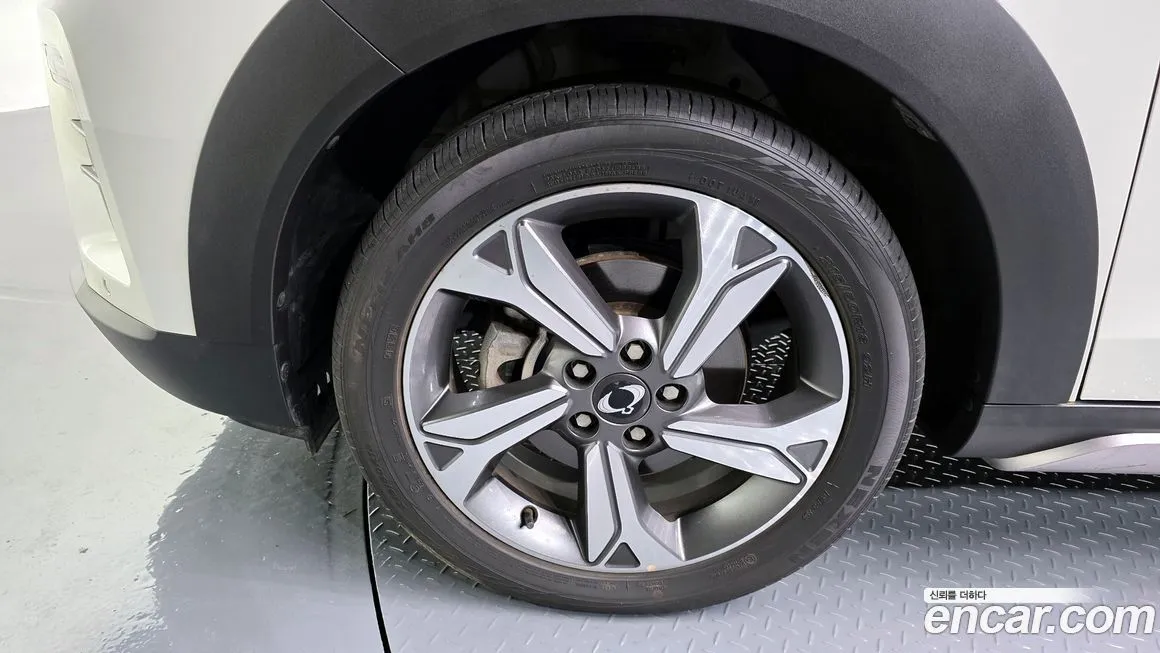 KG Mobility (Ssangyong) TIBOLI 2024 из KR, фото 8