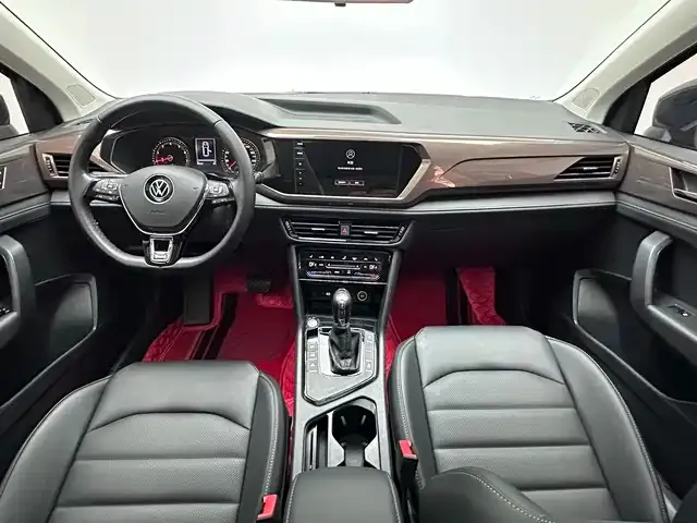 Volkswagen Tharu — фото 4