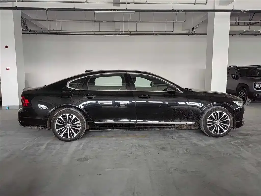 Volvo S90 — фото 10