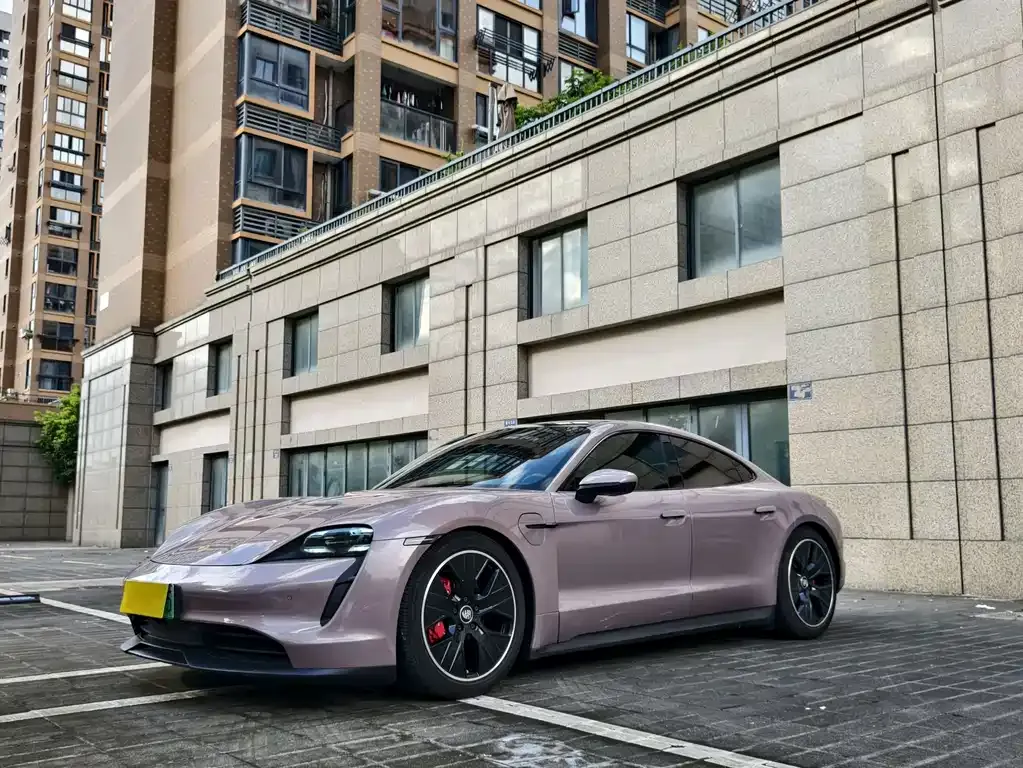 Porsche Taycan