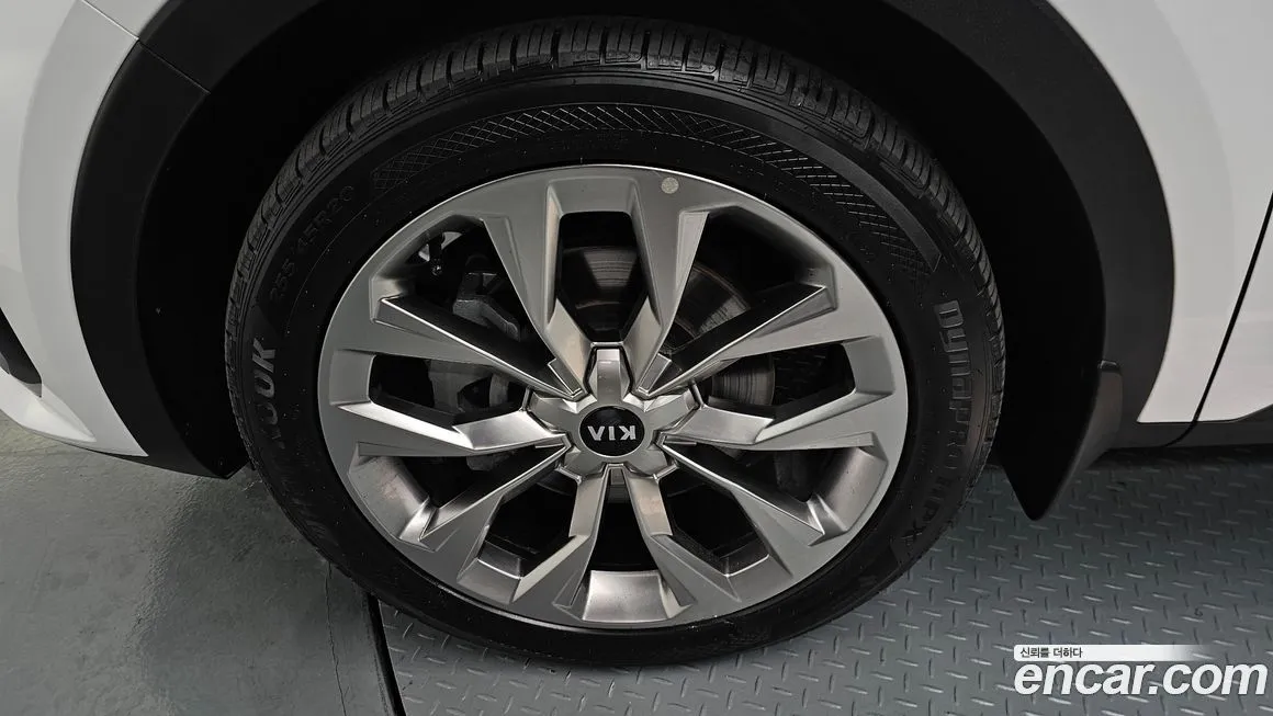 Kia Sorento — фото 7