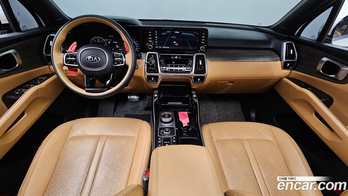 Kia Sorento — фото 8