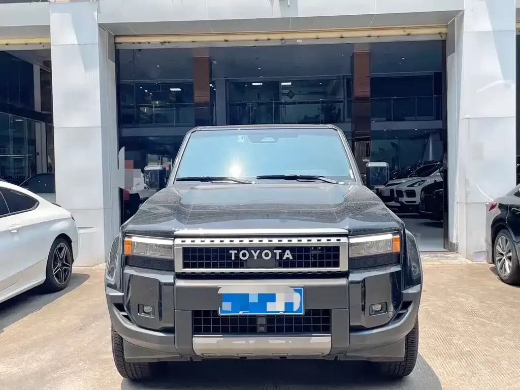 Toyota Prado 2025 из CN, фото 4