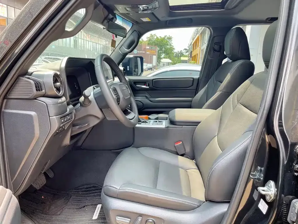 Toyota Prado 2025 из CN, фото 2