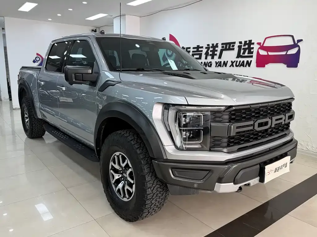 Ford F-150 Raptor — фото 1