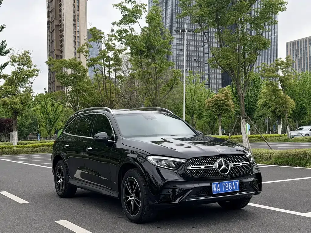 Mercedes-Benz GLC — фото 9