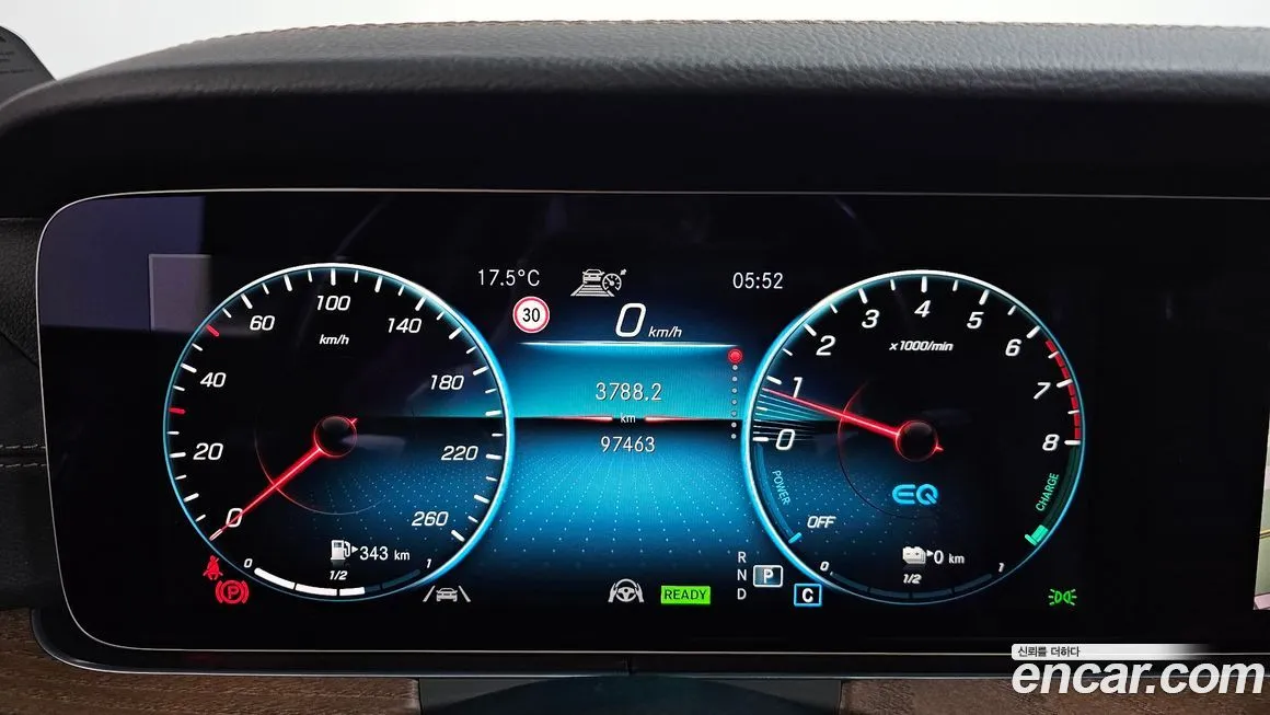Mercedes-Benz E-Class 2021 из KR, фото 7