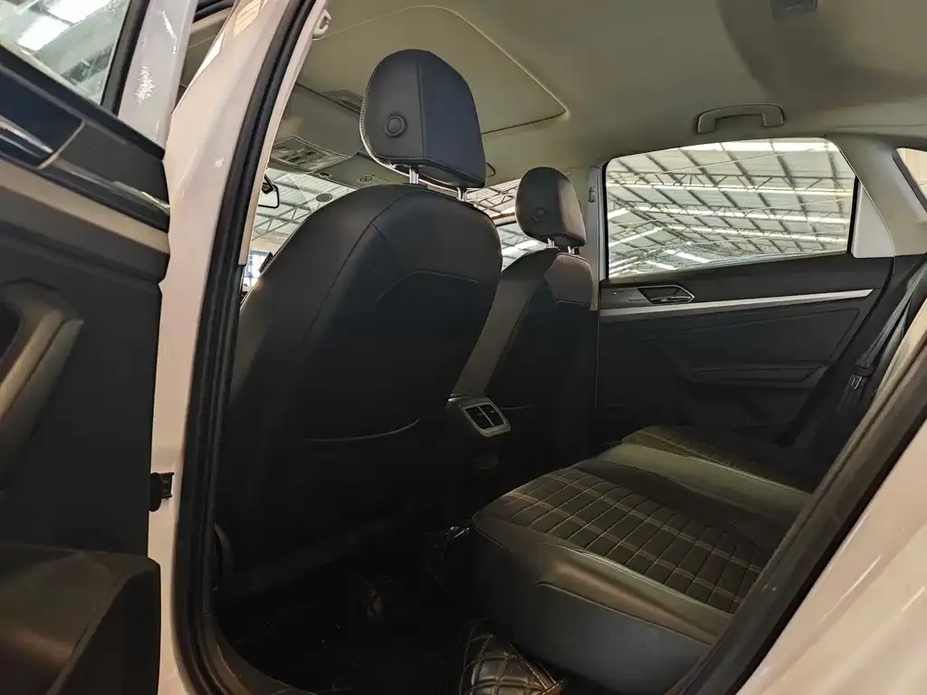 Volkswagen Lavida 2021 из CN, фото 5