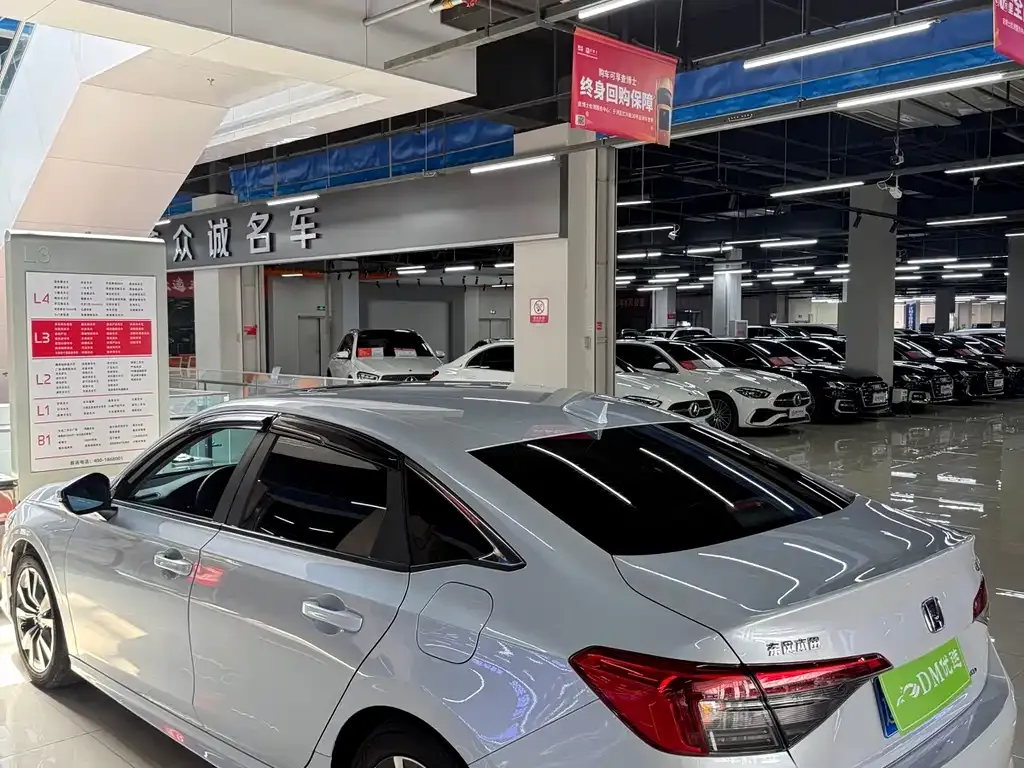 Honda Civic — фото 5