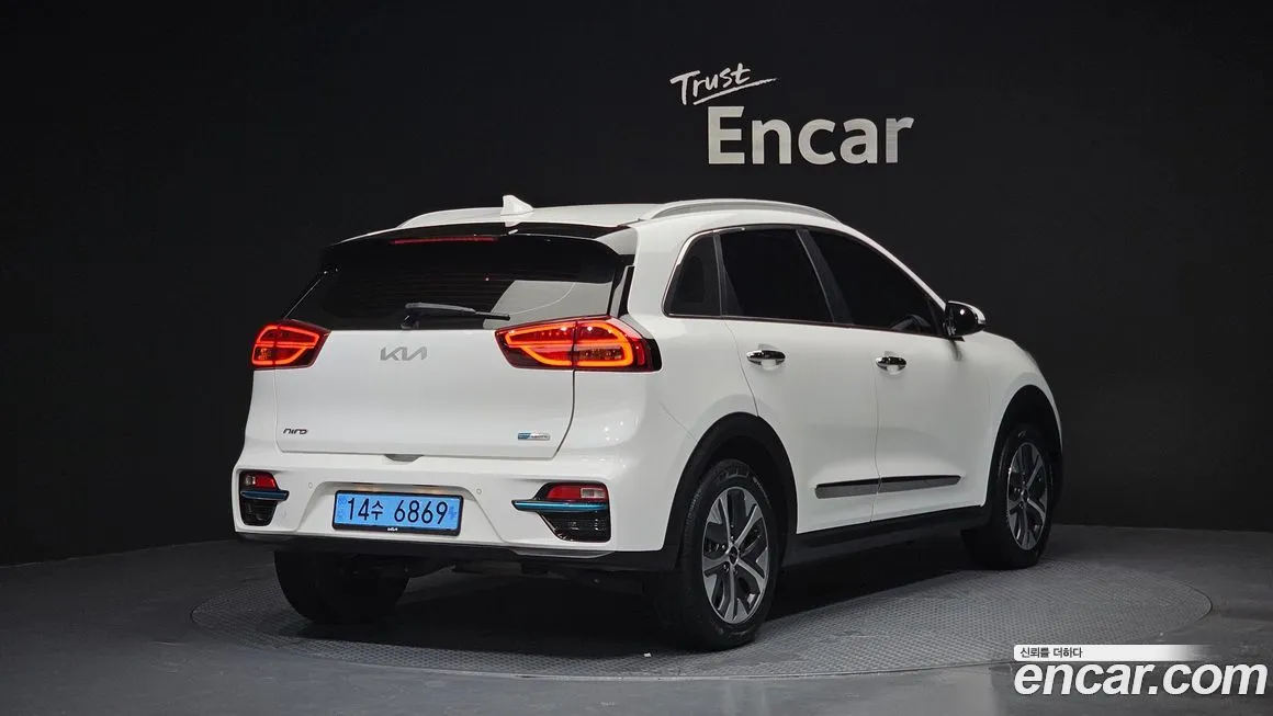 Kia Niro — фото 5
