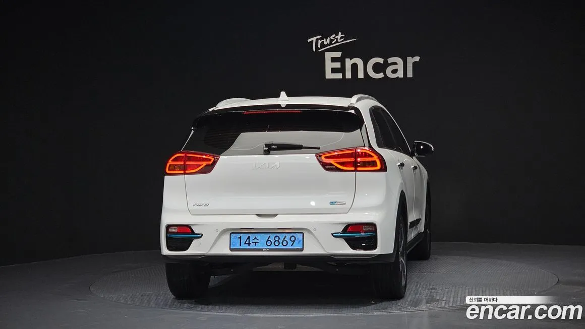 Kia Niro — фото 2