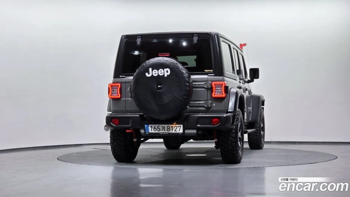 Jeep Wrangler 2022 из KR, фото 3