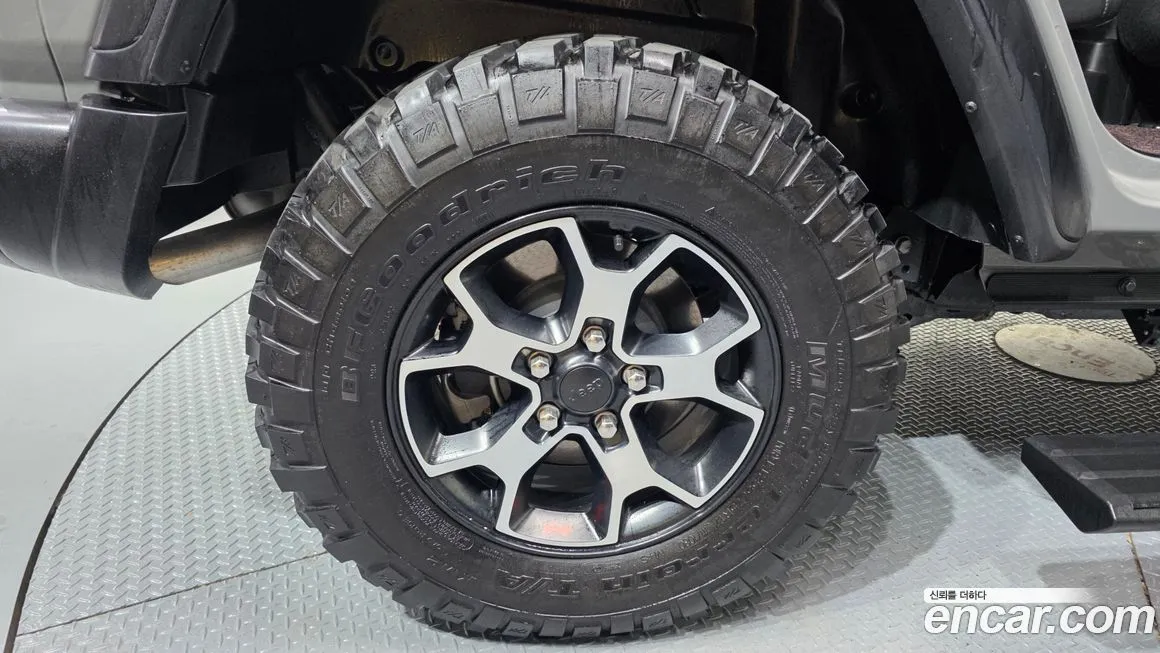 Jeep Wrangler 2022 из KR, фото 6