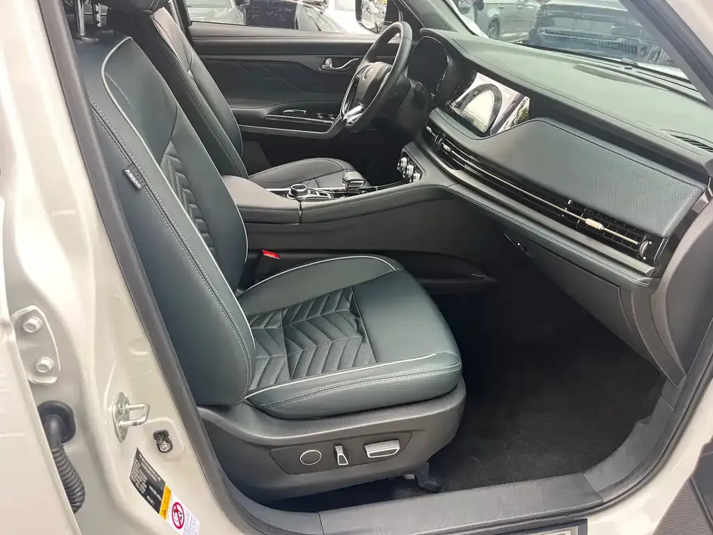 Changan CS95 2023 из CN, фото 5