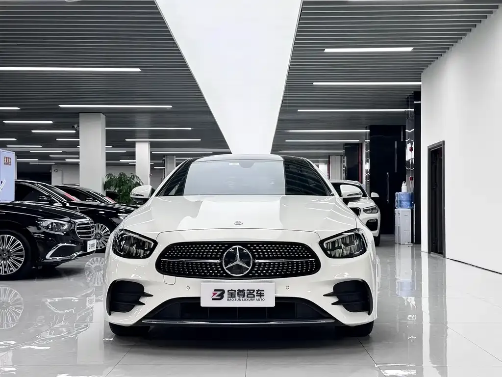 Mercedes-Benz E-Class (Import) — фото 5