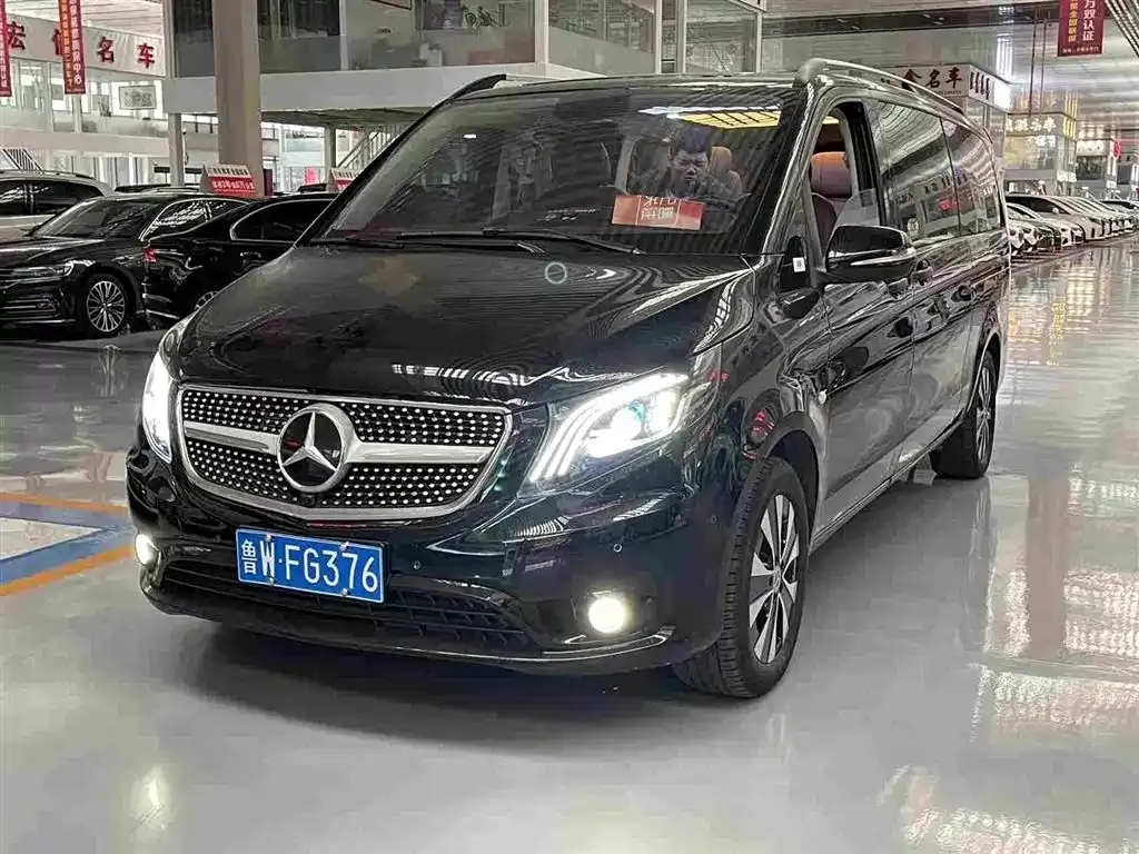 Mercedes-Benz Vito — фото 1