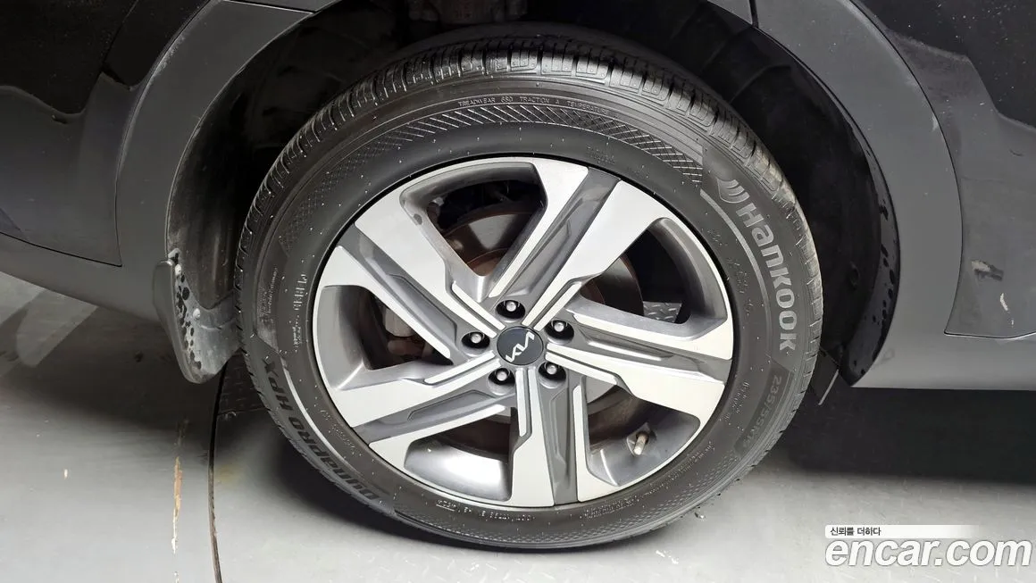 Kia Sorento — фото 6