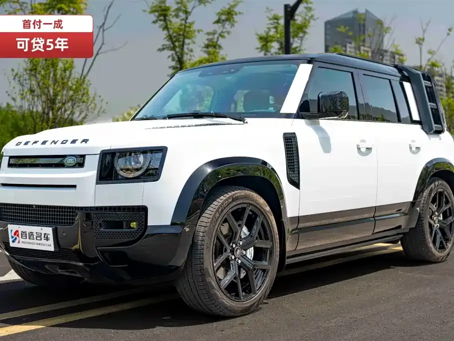 Land Rover Defender — фото 1