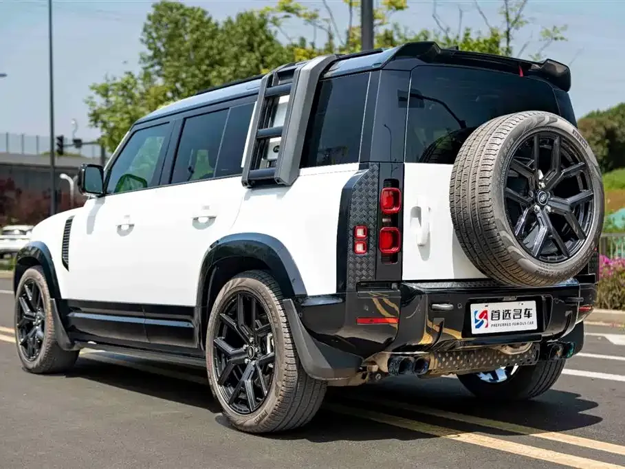 Land Rover Defender — фото 9
