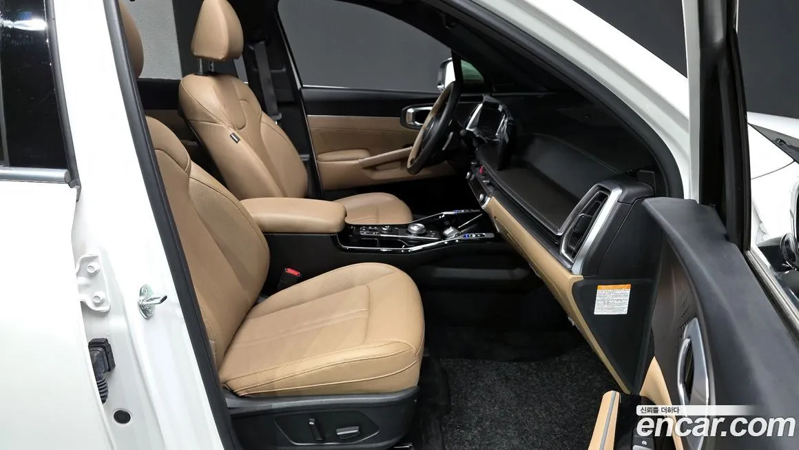 Kia Sorento — фото 9