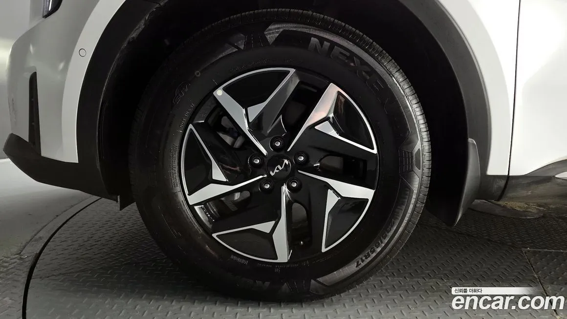 Kia Sorento — фото 10