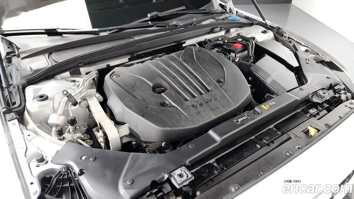 Volvo V60 2021 из KR, фото 8