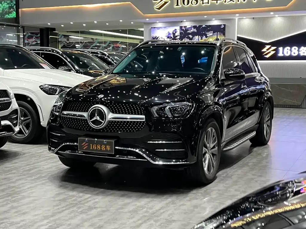 Mercedes-Benz GLE — фото 1