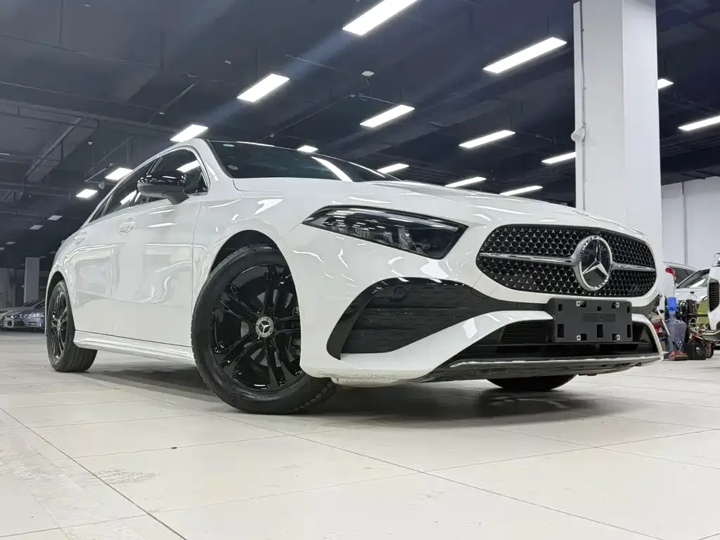 Mercedes-Benz A-Class — фото 7